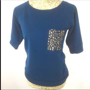 So it is 🖤Small short sleeve sequins pockets Blue /Teal Blouse/light sweater
